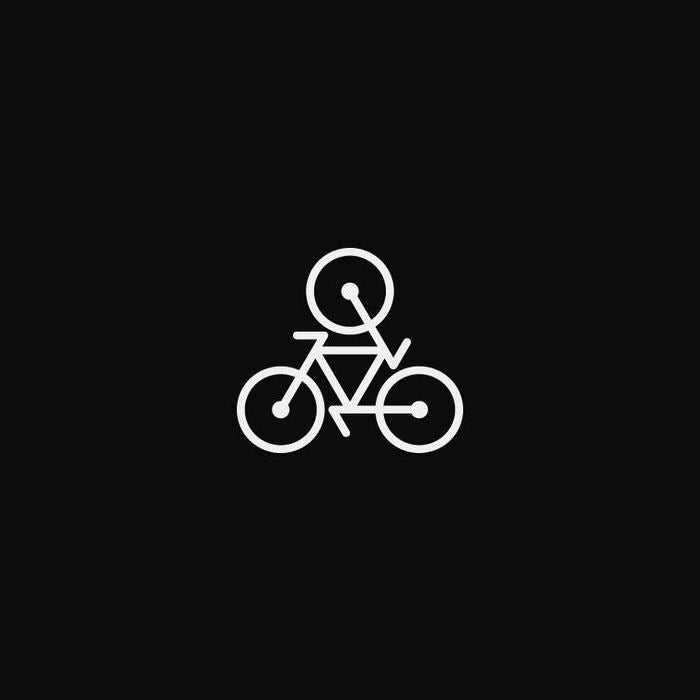 Minimalist Bike Icon Oversized Tee - The Baggy Vibe