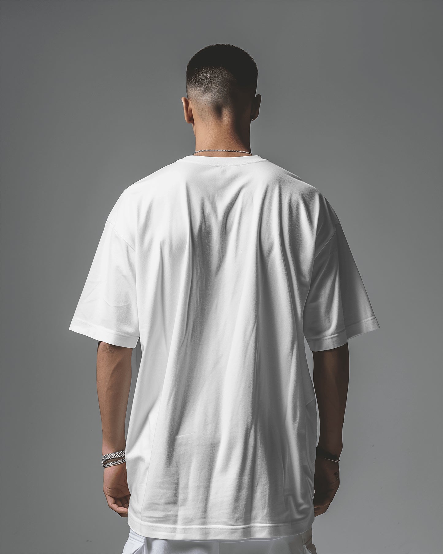 White Oversized T-Shirt – Clean & Classic